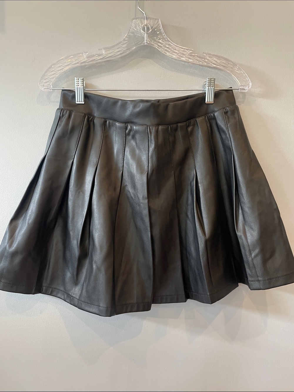 Black Faux Leather Pleated Mini Skirt large like new